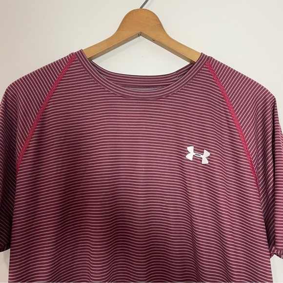 [Under Armour] Men's Burgundy Red & Gray Striped Breathable Short Sleeve T-shirt - Picture 2 of 6